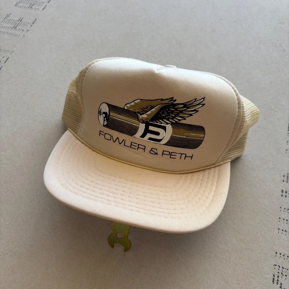 Vintage 90s Cream Fowler & Peth Trucker Hat‎